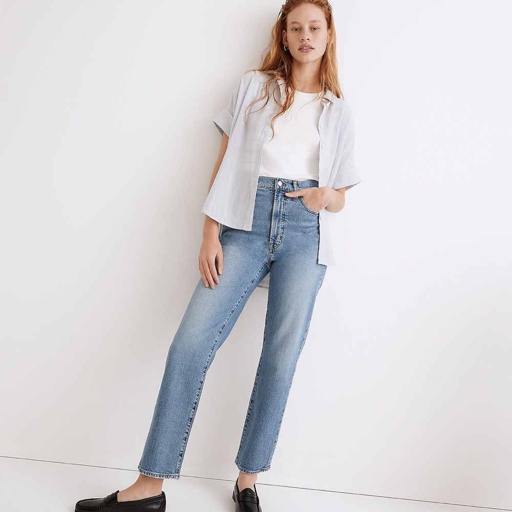 Madewell | The Perfect Vintage Straight Jean in Montville Wash